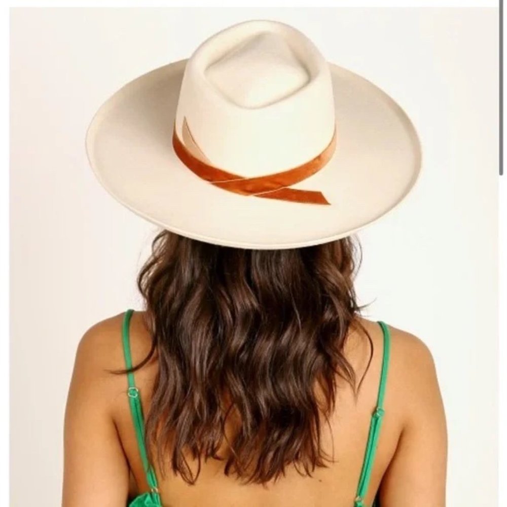 NWT Lack of Color Val Diamond in White - Size: L / Large / LG (59 CM)